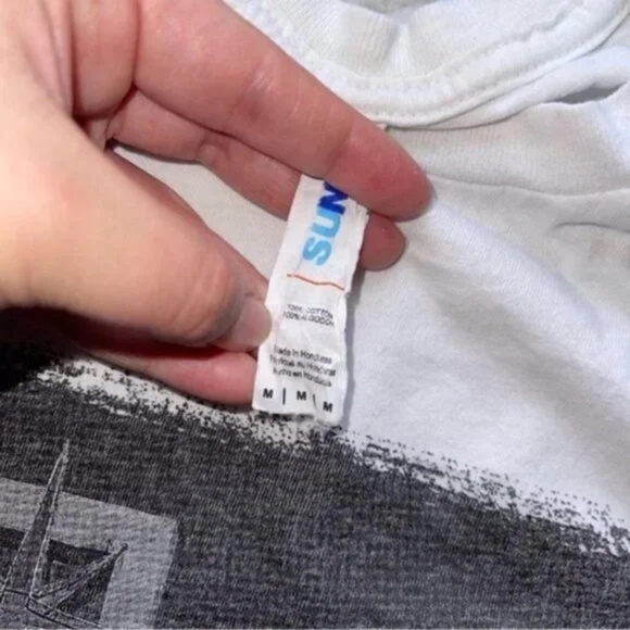 Unisex Welcome to Los Vegas Graphic Tee - Picture 4 of 5